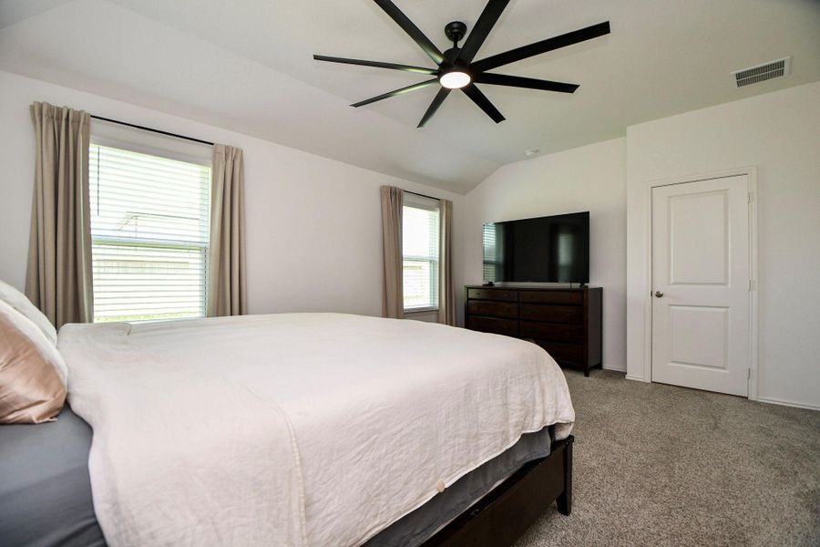 Spacious primary bedroom