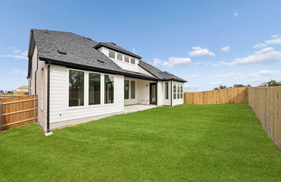 Exterior details and patio area of a home in Kuempel Farms, Pflugerville (Image 4).