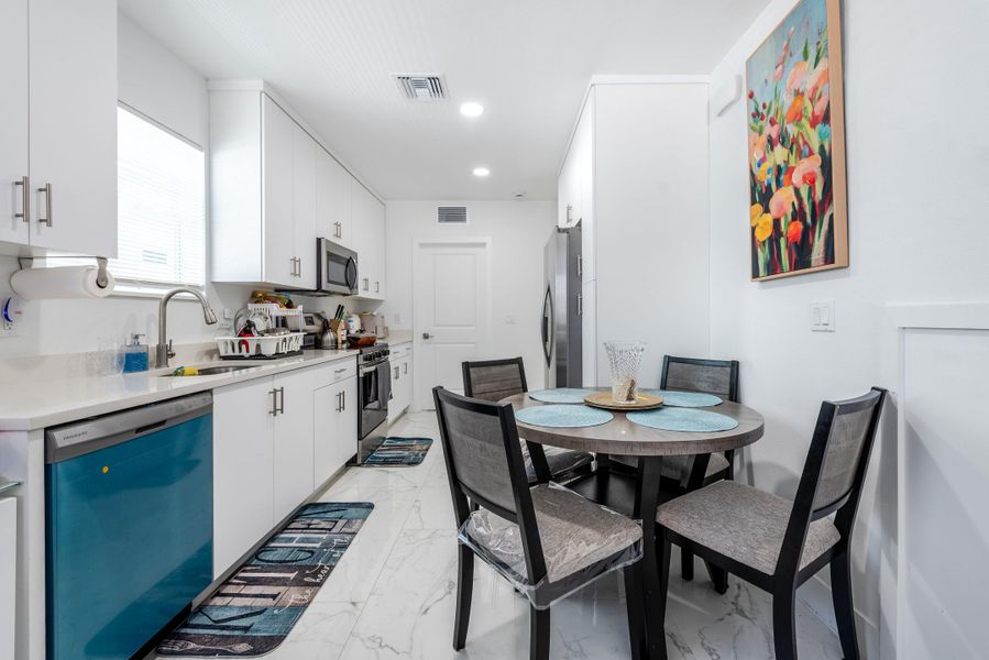 408NW12thAveBoyntonBeach-19