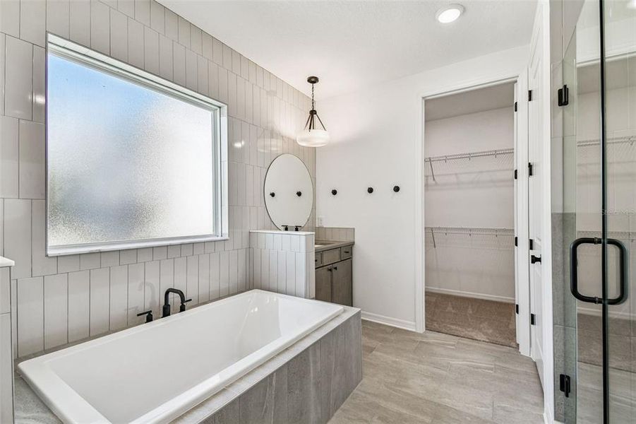 Furnished interior view inside a new home in City of Tampa, Tampa (Image 38). Furnished interior view inside a new home in City of Tampa, Tampa (Image 38).