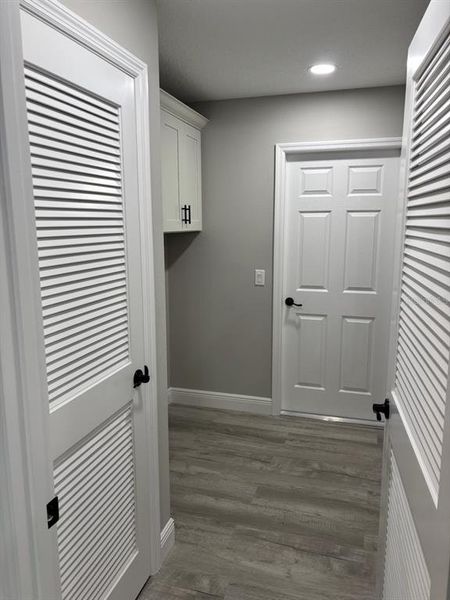 Spacious, unfurnished interior of a new home in , Citrus Springs (Image 28).