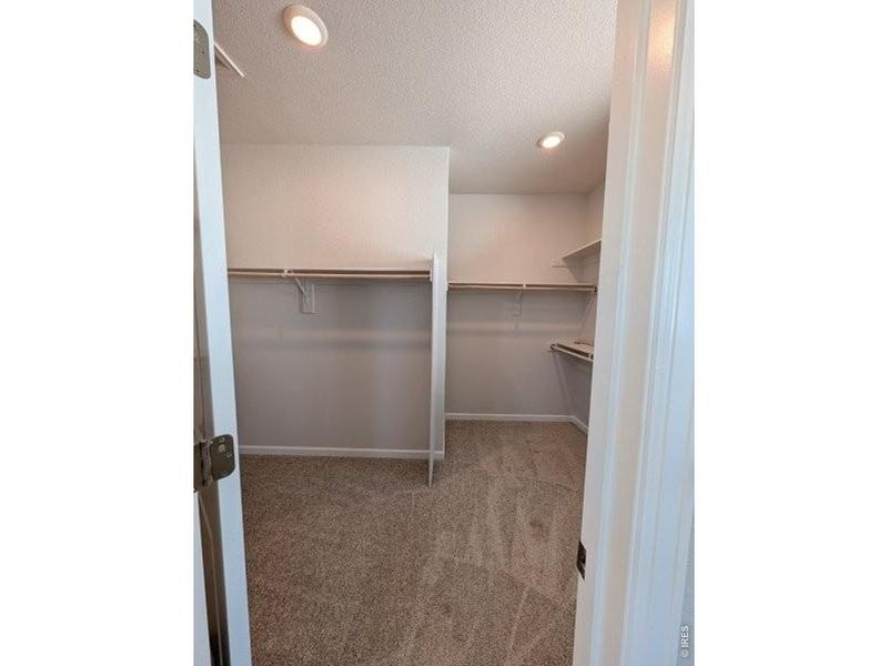 Spacious, unfurnished interior of a new home in Highlands Preserve, Mead (Image 6).
