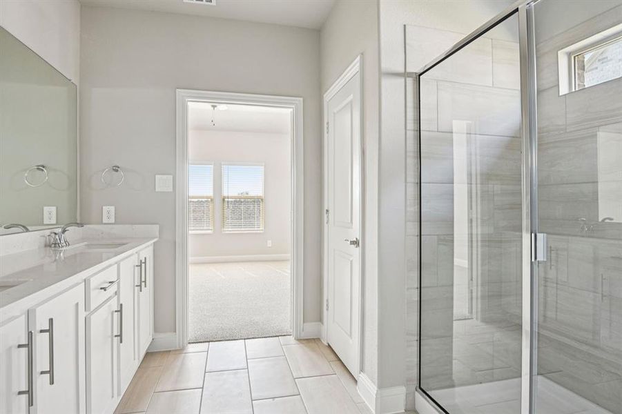 Photo is not of the actual home, but is an inspirational photo of builder’s model home and may depict options, furnishings, and/or decorator features that are not included. Photo is not of the actual home, but is an inspirational photo of builder’s model home and may depict options, furnishings, and/or decorator features that are not included.