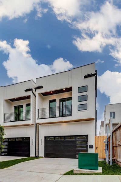 Front exterior of a new home in , Houston, TX, highlighting curb appeal (Image 26). Front exterior of a new home in , Houston, TX, highlighting curb appeal (Image 26).