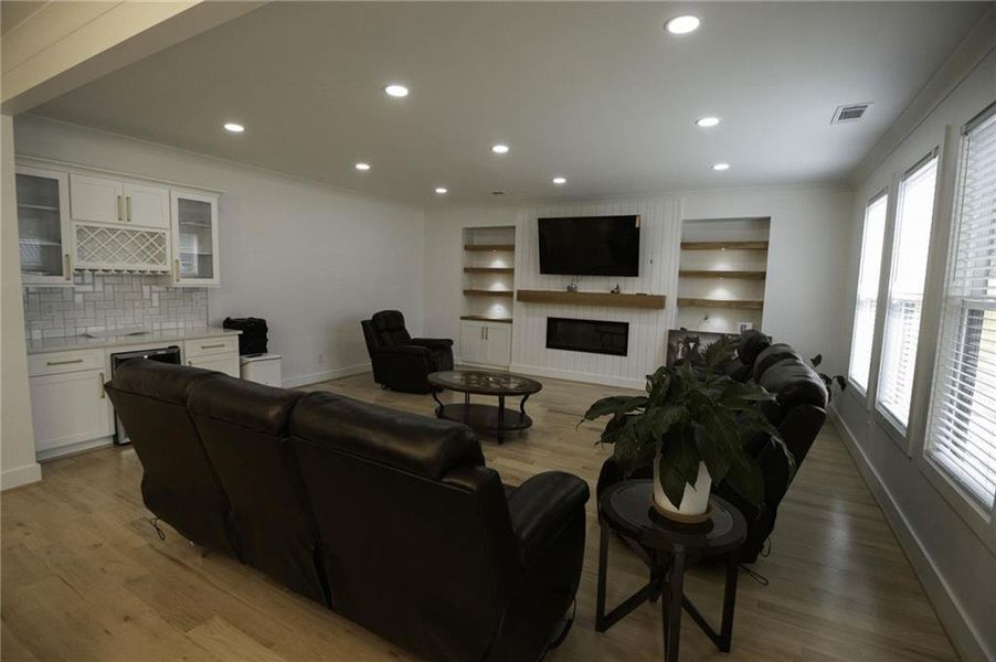 Furnished interior view inside a new home in , Loganville (Image 33).