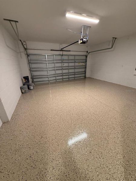 Spacious, unfurnished interior of a new home in , St. Cloud (Image 24).