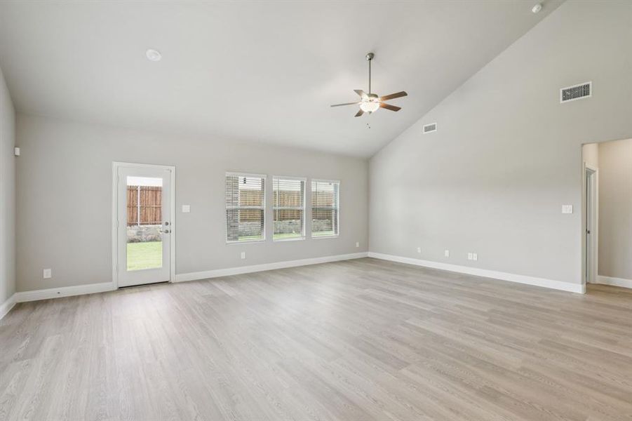 Photo is not of the actual home, but is an inspirational photo of builder’s model home and may depict options, furnishings, and/or decorator features that are not included.