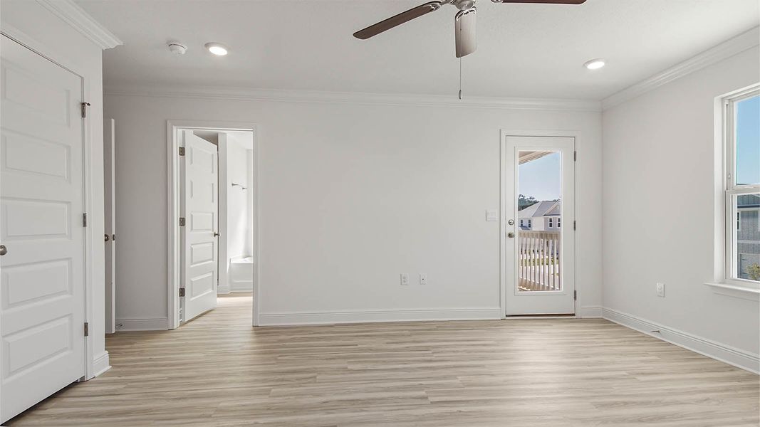 Spacious, unfurnished interior of a new home in WindMark Beach, Port Saint Joe (Image 28).