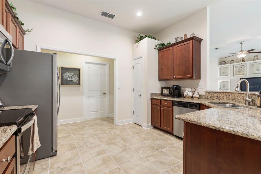 Furnished interior view inside a new home in Palm Coast, Palm Coast (Image 15).