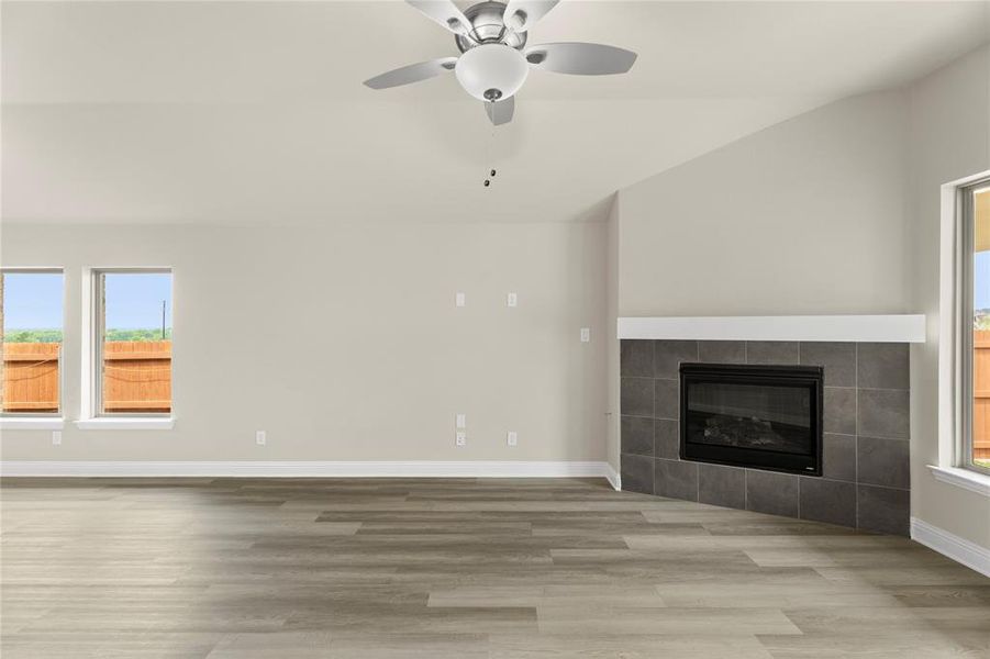 11. 3960 Allred - Family (3) 11. 3960 Allred - Family (3)