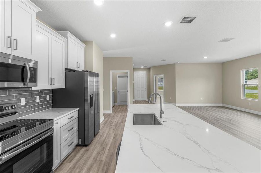 Furnished interior view inside a new home in , Ocala (Image 6).