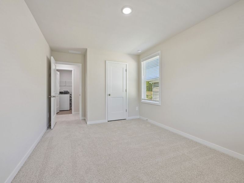 Spacious, unfurnished interior of a new home in The Heritage at Buffaloe Reserve, Raleigh (Image 20). Spacious, unfurnished interior of a new home in The Heritage at Buffaloe Reserve, Raleigh (Image 20).