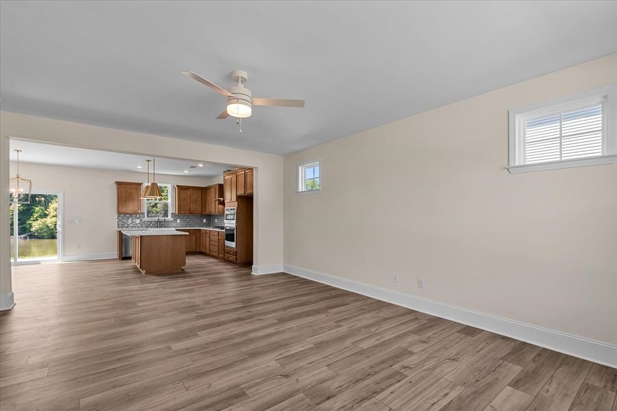 Spacious, unfurnished interior of a new home in Hanes Lake, Winston-Salem (Image 18).