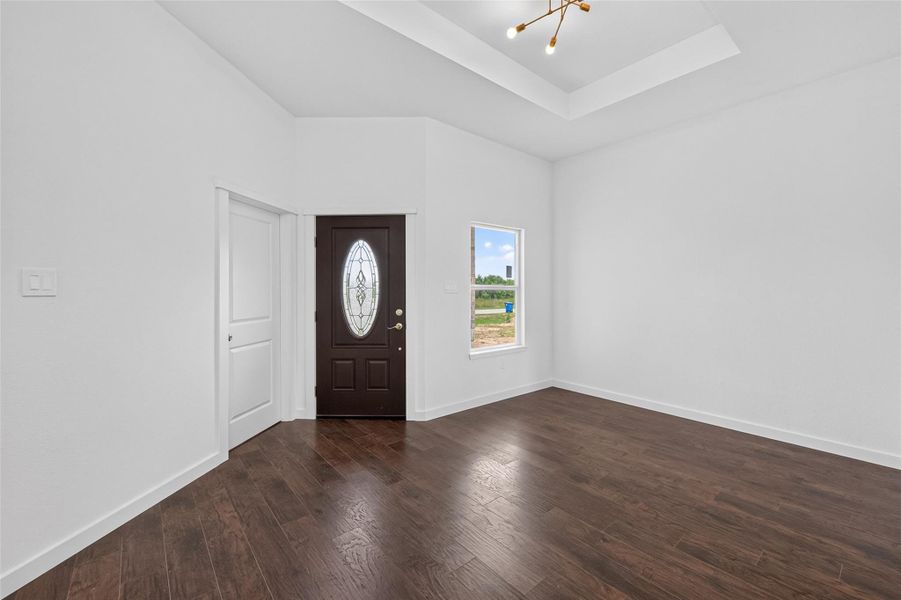 Spacious, unfurnished interior of a new home in , Cleveland (Image 12).