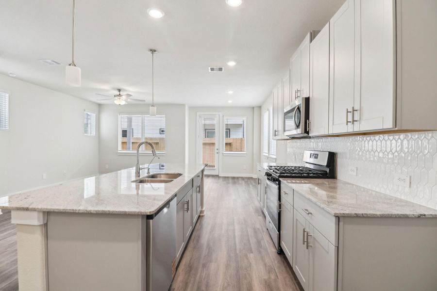 Photo is not of the actual home but is an inspirational photo of builder’s model home and may depict options, furnishings, and/or decorator features that are not included. Photo is not of the actual home but is an inspirational photo of builder’s model home and may depict options, furnishings, and/or decorator features that are not included.