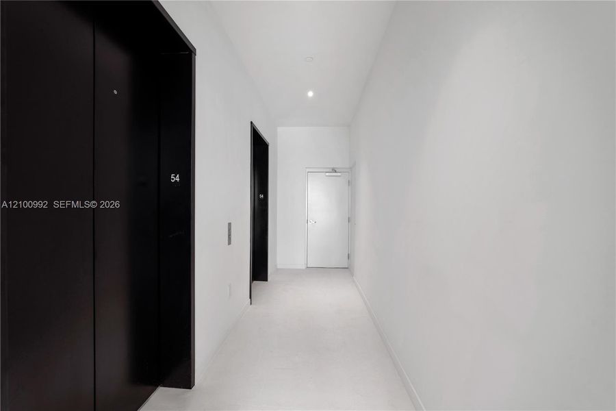 Spacious, unfurnished interior of a new home in , Miami (Image 39).