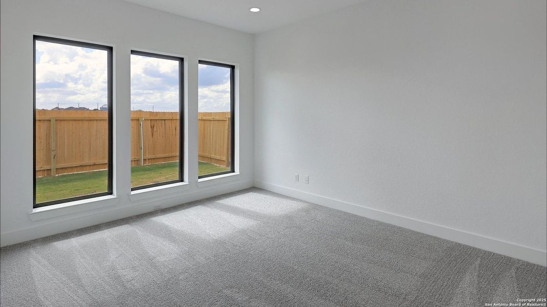 Spacious, unfurnished interior of a new home in Haby Hill 60', San Antonio (Image 20). Spacious, unfurnished interior of a new home in Haby Hill 60', San Antonio (Image 20).