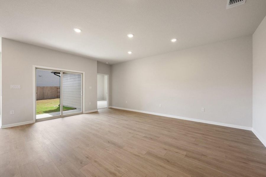 Photos are representative images and renderings for illustrative purposes only. Actual structural options and design images of the home may vary.