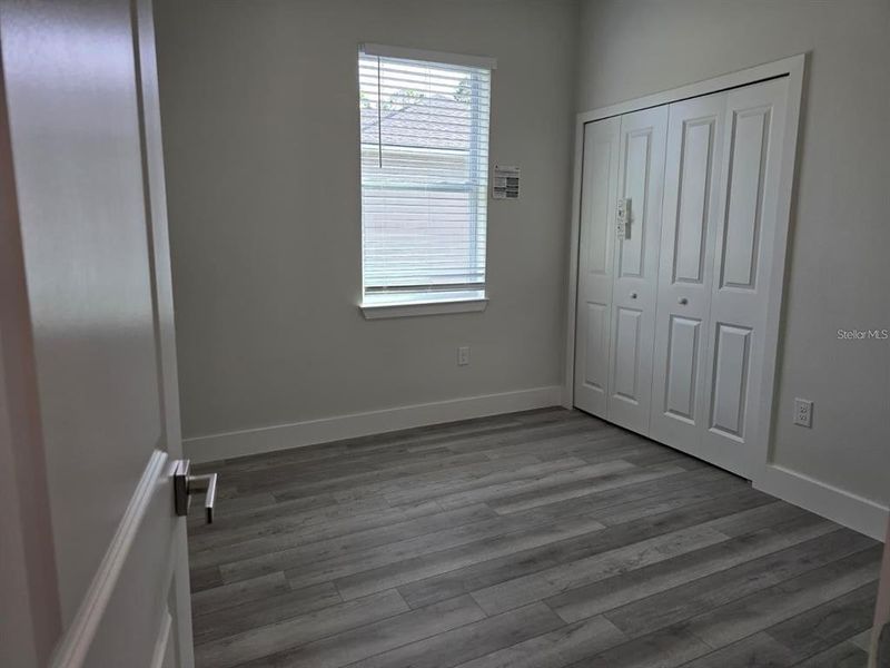 Spacious, unfurnished interior of a new home in , Port Charlotte (Image 34).