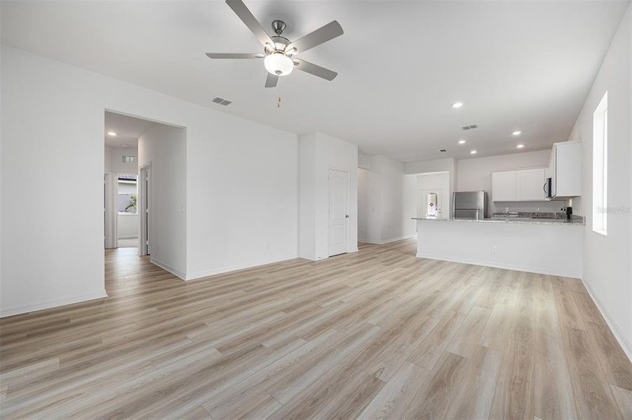 Spacious, unfurnished interior of a new home in Poinciana, Poinciana (Image 15). Spacious, unfurnished interior of a new home in Poinciana, Poinciana (Image 15).