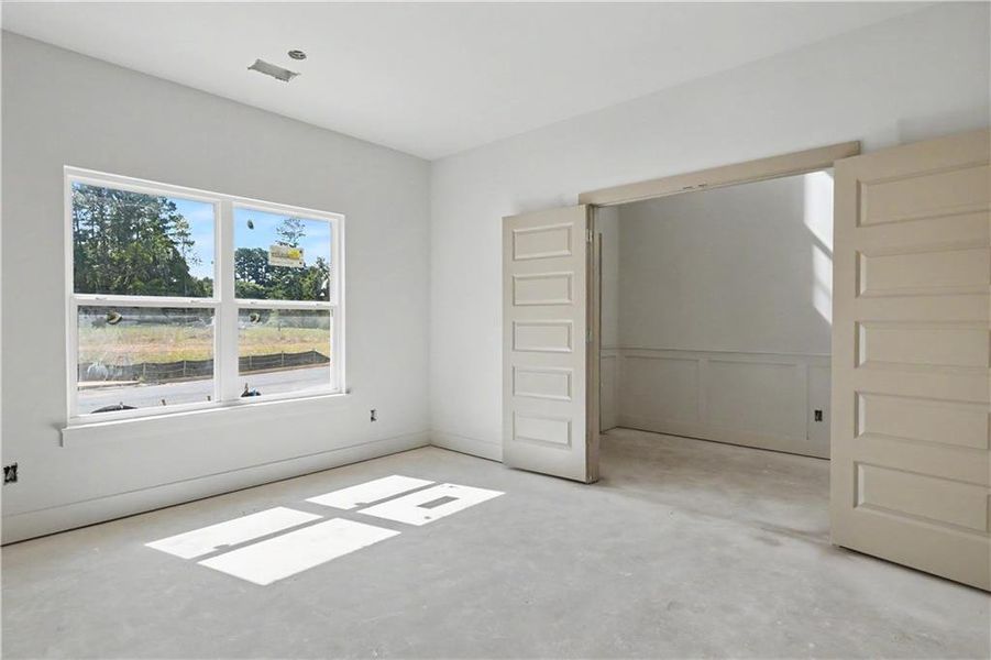 Spacious, unfurnished interior of a new home in , Lawrenceville (Image 7).