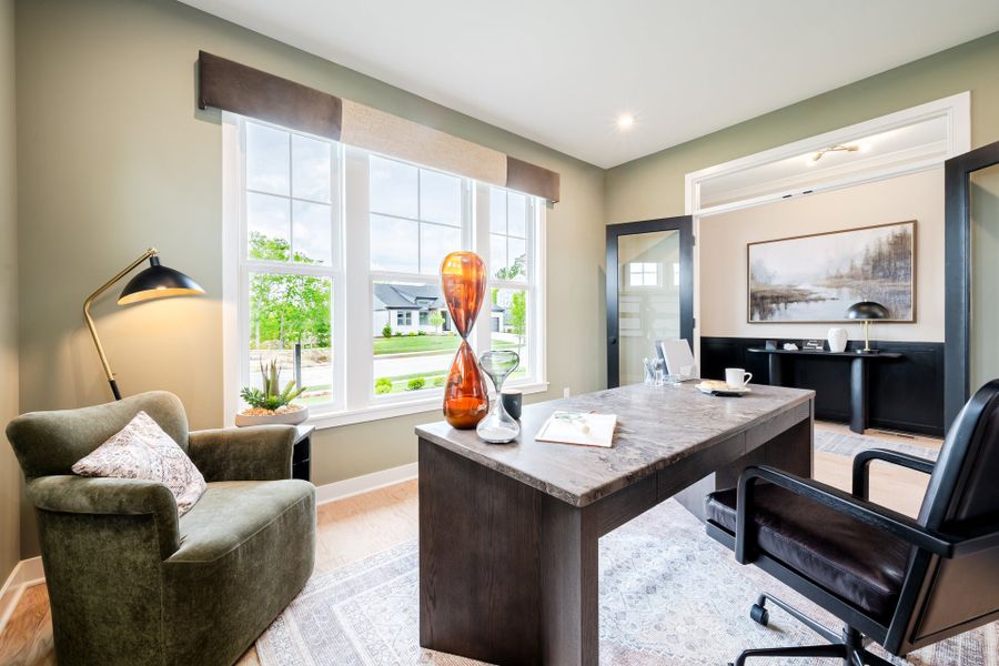 Representative furnished interior of a home built from the Finley by Fischer Homes in Twin Lakes, Hoschton (Image 5).