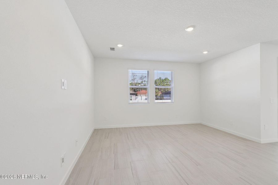 Spacious, unfurnished interior of a new home in , Palm Coast (Image 19).