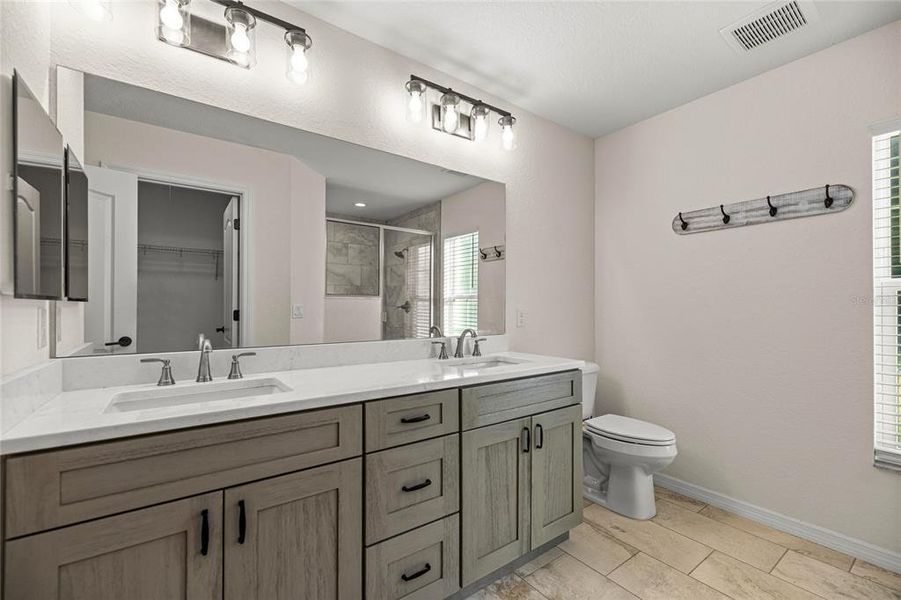 Furnished interior view inside a new home in , Dunnellon (Image 8).