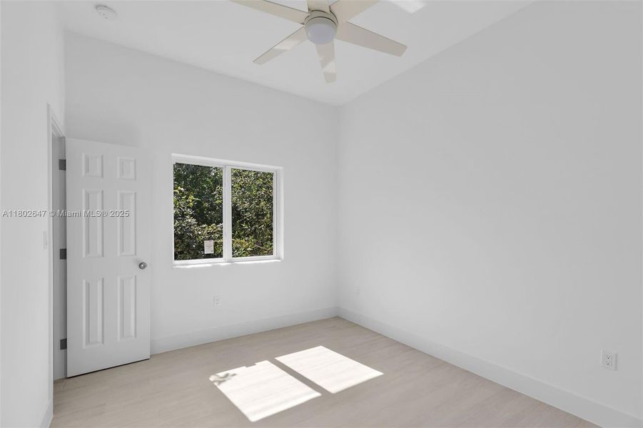 Spacious, unfurnished interior of a new home in , Key Largo (Image 22). Spacious, unfurnished interior of a new home in , Key Largo (Image 22).