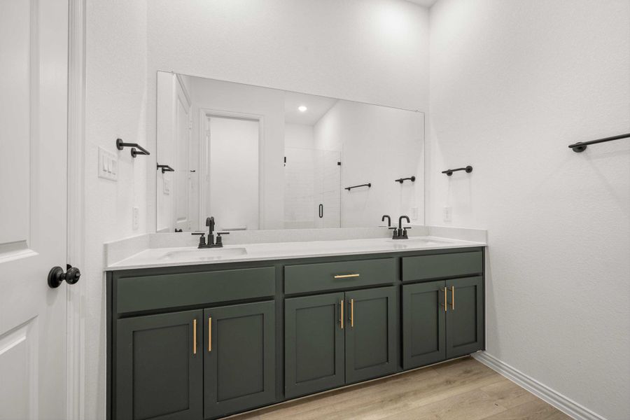 Representative furnished interior of a home built from the Darmouth by Ashton Woods in Parkside, Mansfield (Image 12).