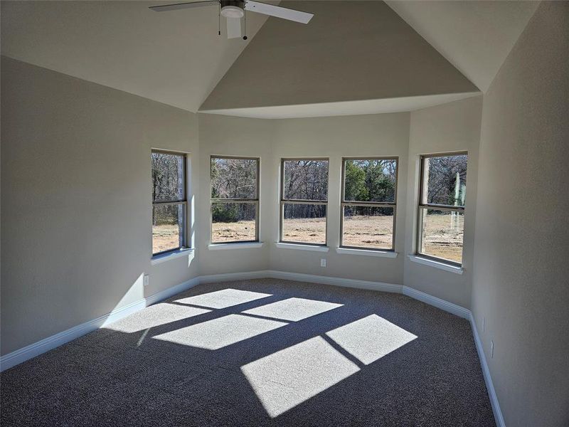 Spacious, unfurnished interior of a new home in Pecan Grove, Whitesboro (Image 24).