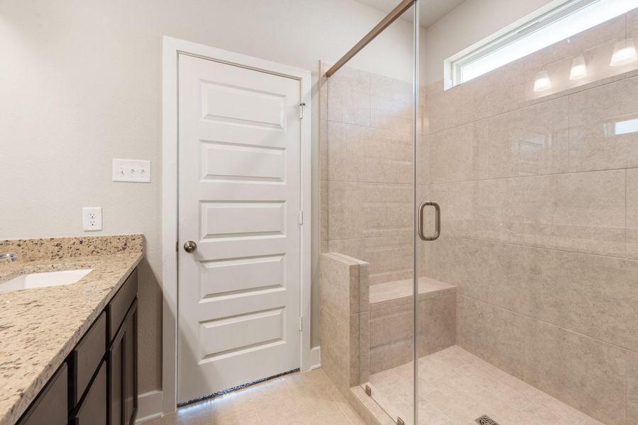 Furnished interior view inside a new home in , Brenham (Image 5).