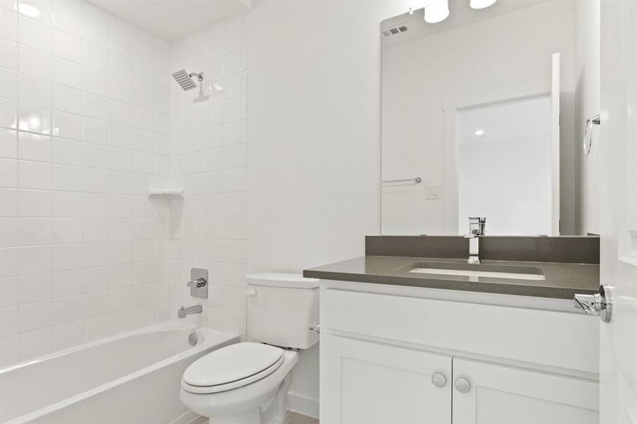 030-8513DelRioTrail-Rowlett-TX-75089-Bathroom3.jpg-SMALL