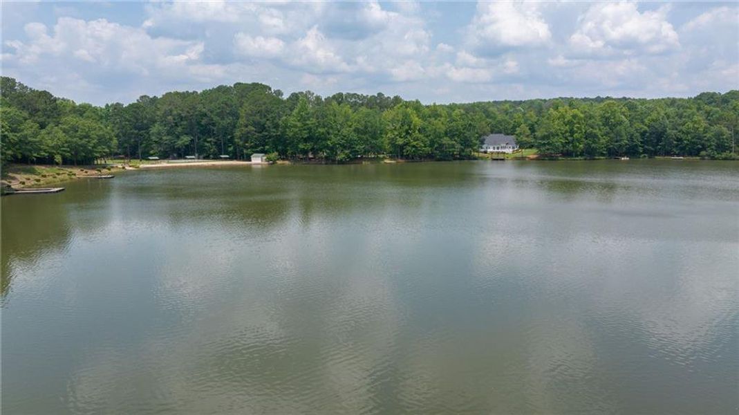 Image 84 of a home in .