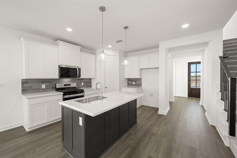 6_8825 Acorn- Kitchen-2