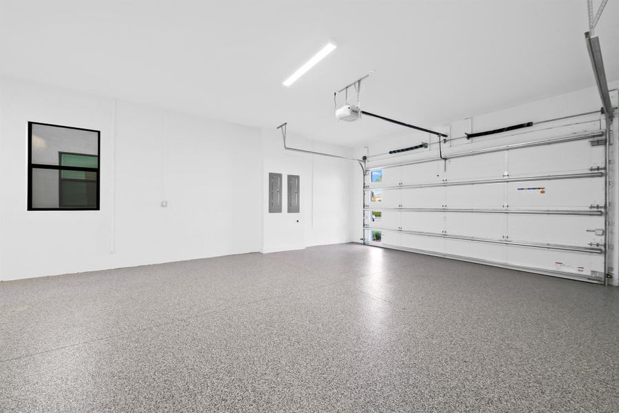 Spacious, unfurnished interior of a new home in Sienna, Pembroke Pines (Image 16).