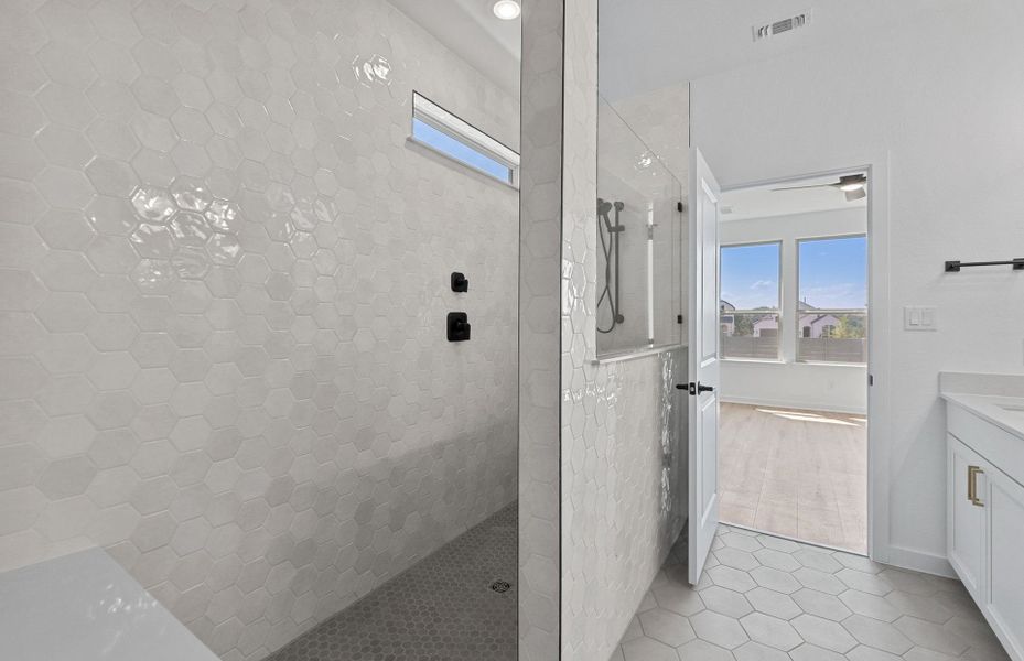 Furnished interior view inside a new home in Wolf Ranch, Georgetown (Image 6).