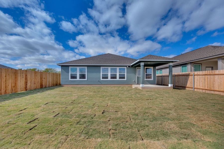 Exterior details and patio area of a home in Hidden Trails, Belton (Image 24).