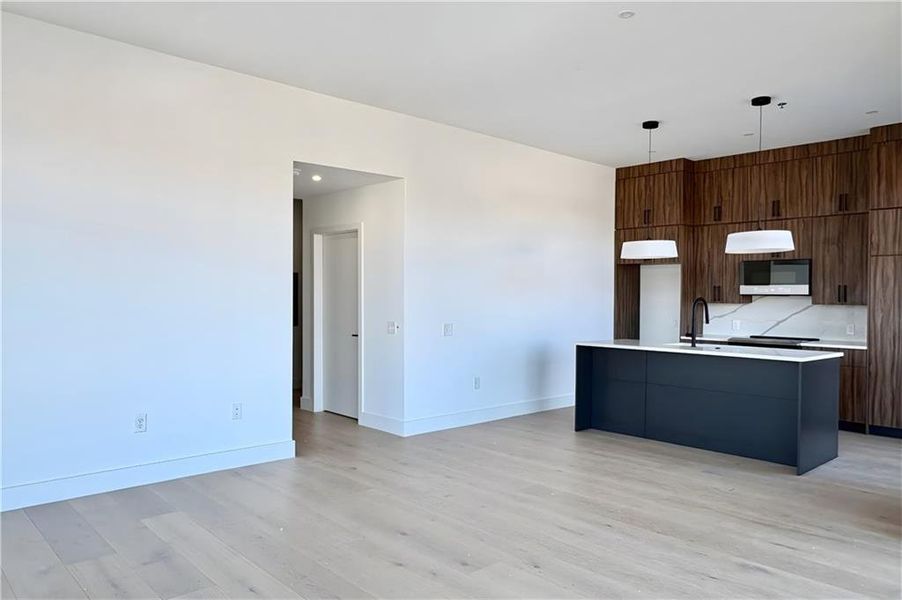 Image 20 of a home in .