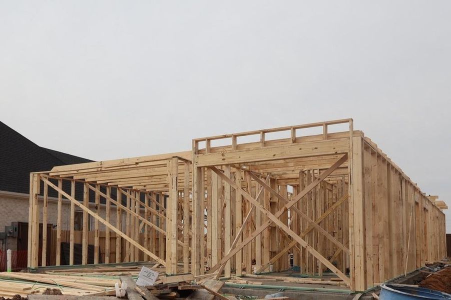 Let us show you how our advanced framing techniques have stood the test of time and allow more insulation for a quieter and more energy efficient home.