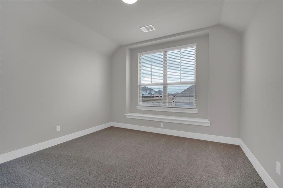 Spacious, unfurnished interior of a new home in Westside Preserve, Midlothian (Image 16).