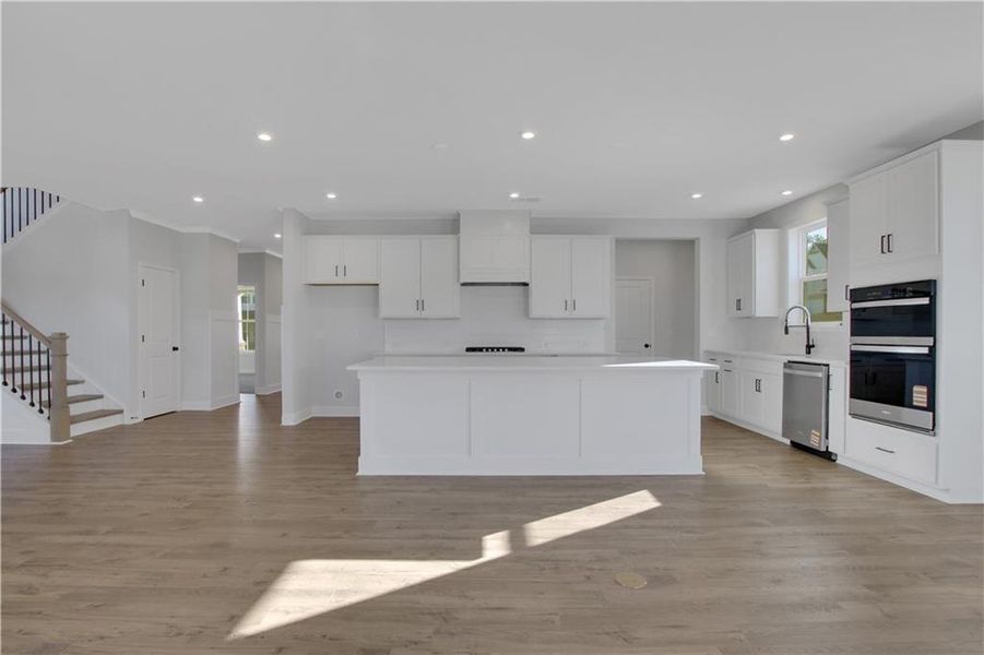 Image 29 of a home in Hillside Manor.