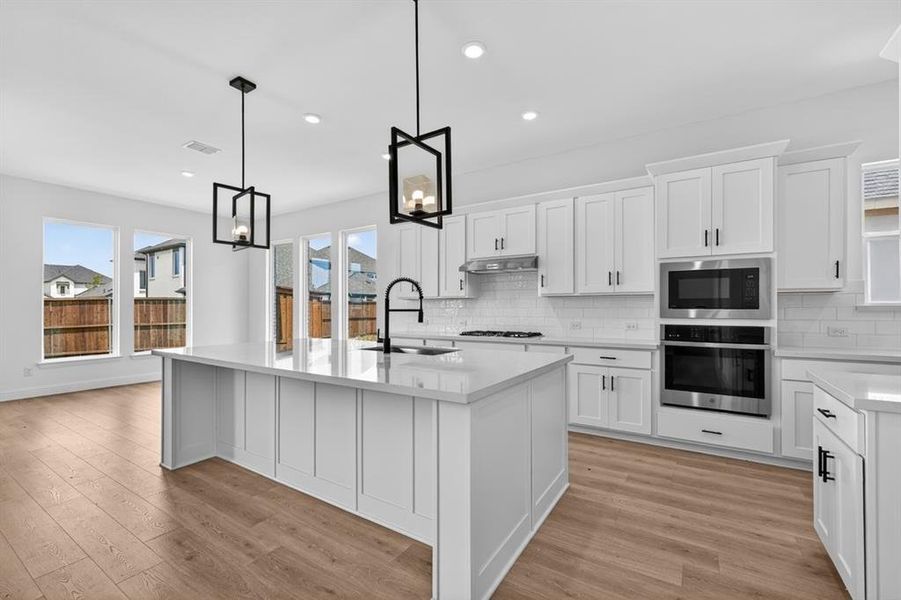 546 Chatham Street ~ Ready Now