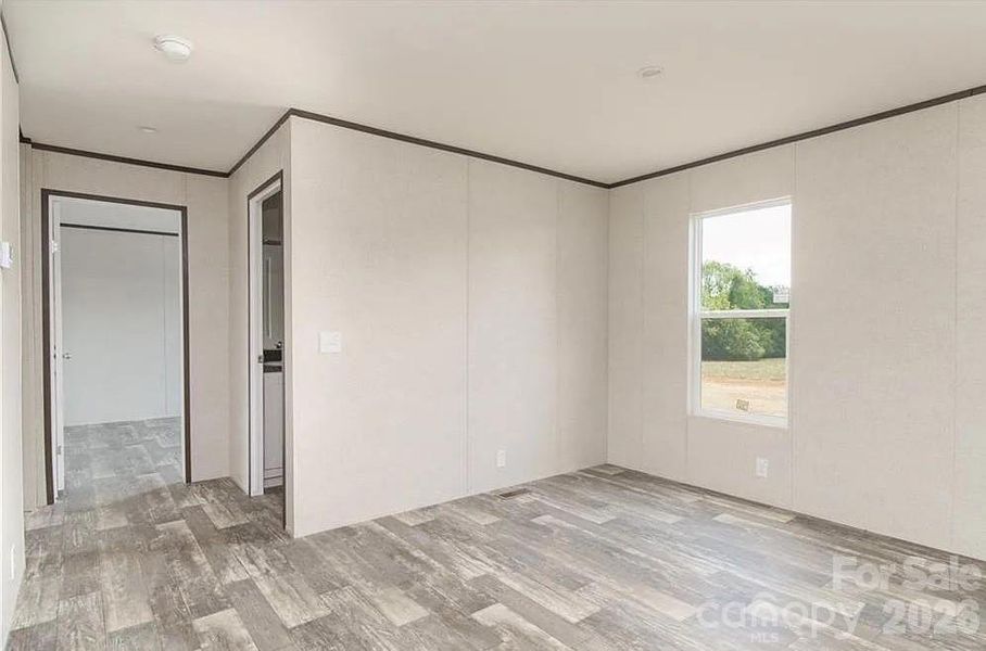 Spacious, unfurnished interior of a new home in , Lenoir (Image 18).