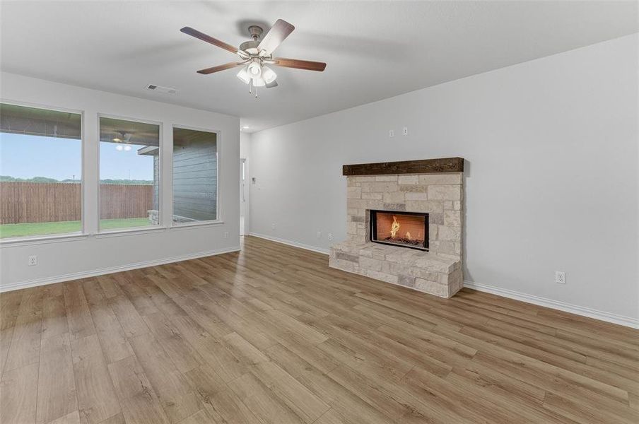 Spacious, unfurnished interior of a new home in Covenant Park, Springtown (Image 14). Spacious, unfurnished interior of a new home in Covenant Park, Springtown (Image 14).