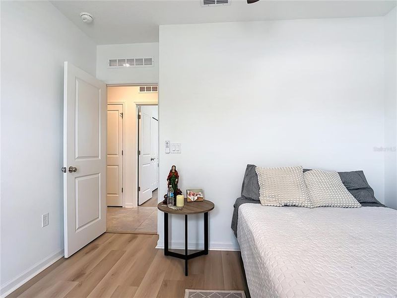 Furnished interior view inside a new home in , Kissimmee (Image 7).