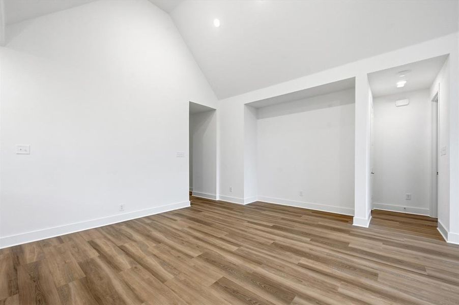 Spacious, unfurnished interior of a new home in Waterscape: 50ft. lots, Royse City (Image 17).