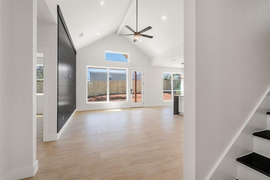 Spacious, unfurnished interior of a new home in , Smithville (Image 32).