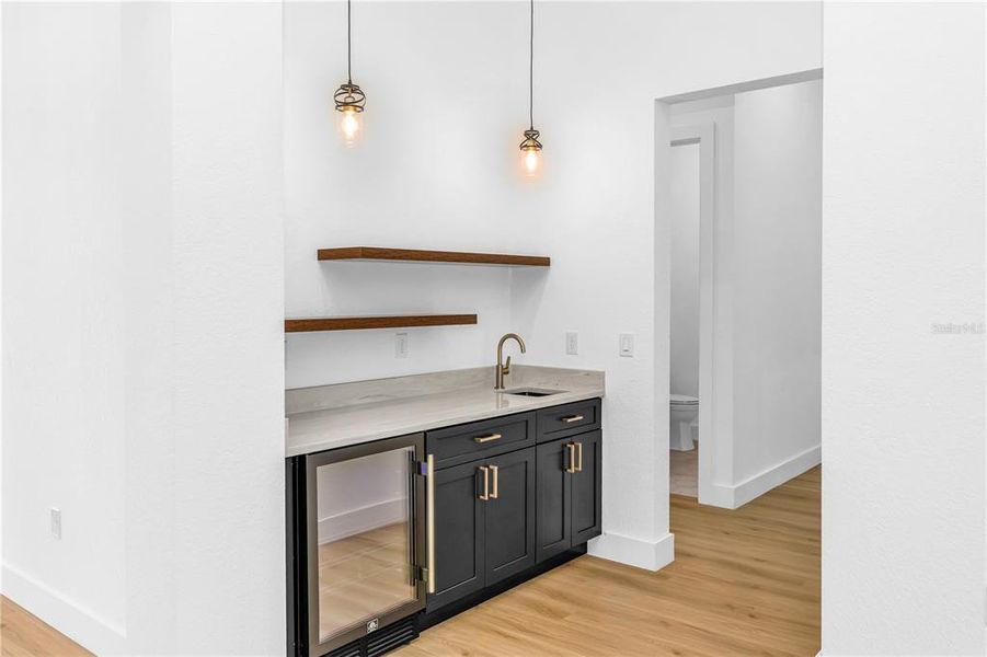 Furnished interior view inside a new home in , Orlando (Image 14).