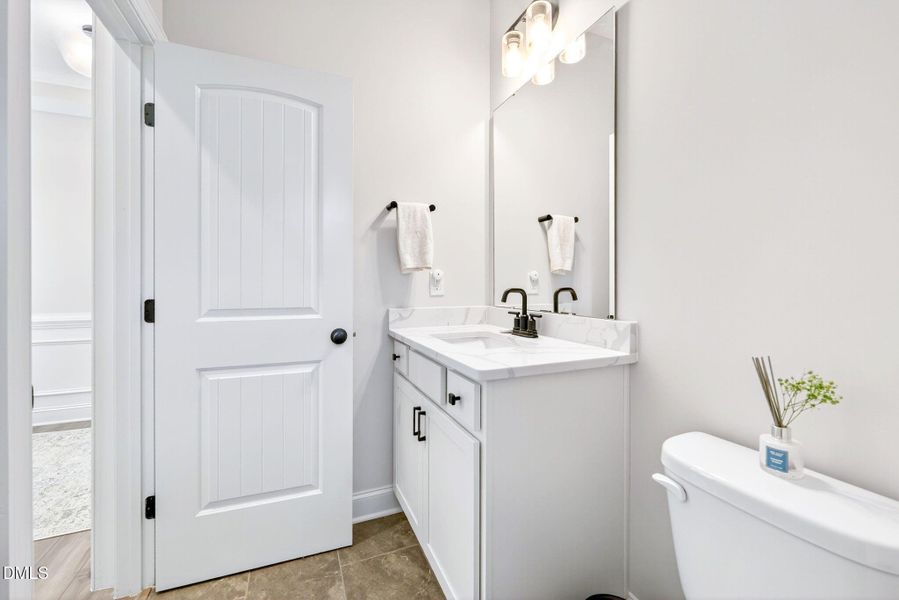 8-web-or-mls-661 Highview (18 of 32)